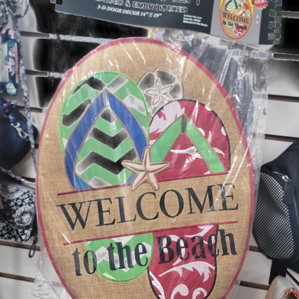 Contemporary Home Living  18" Welcome to The Beach Hanger